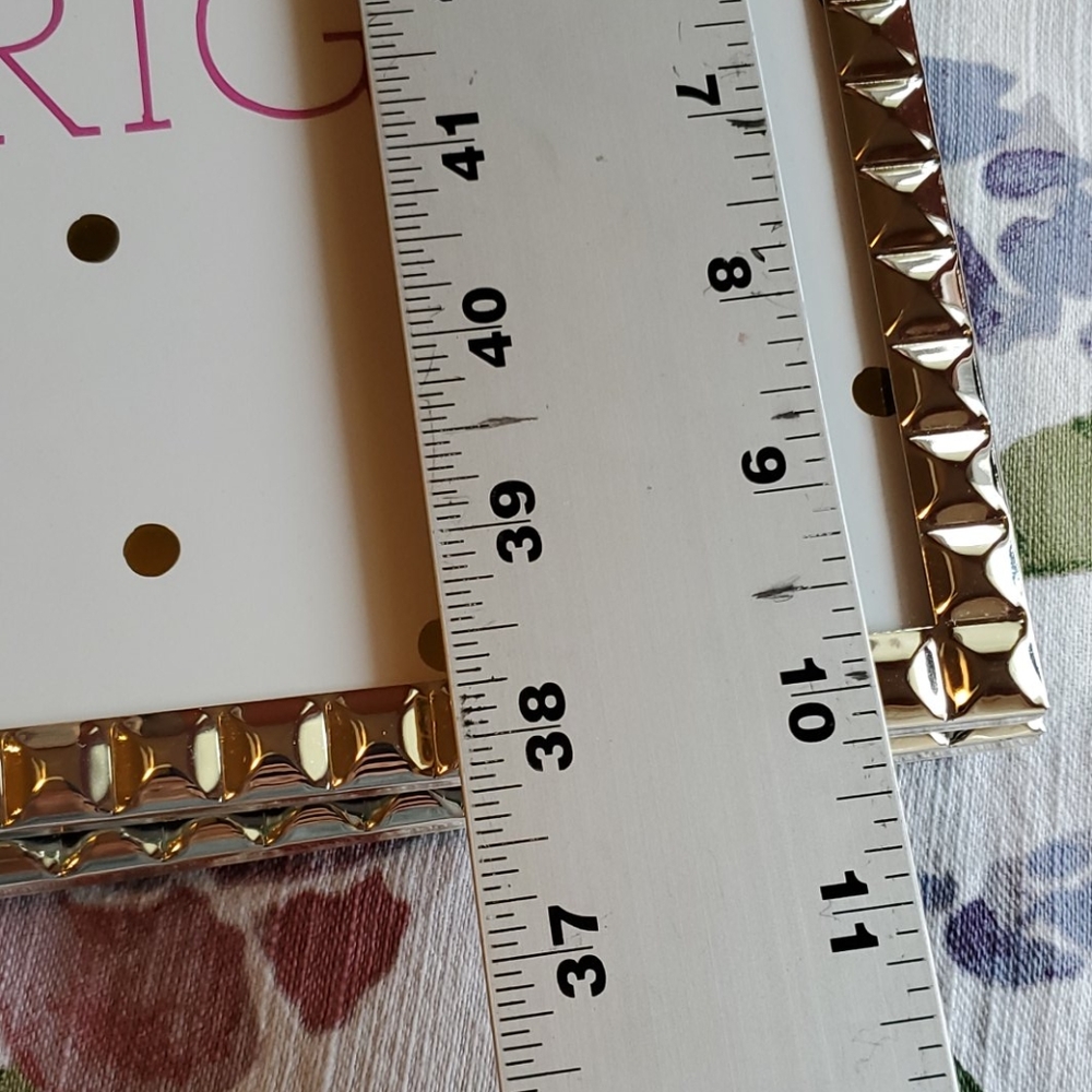 Picture frames - Picture 6 of 9